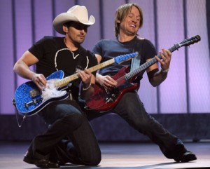 https://www.guitarlessons-atlanta.com/wp-content/uploads/2015/07/guitar-lessons-news-brad-paisley-keith-urban-300x241.jpg